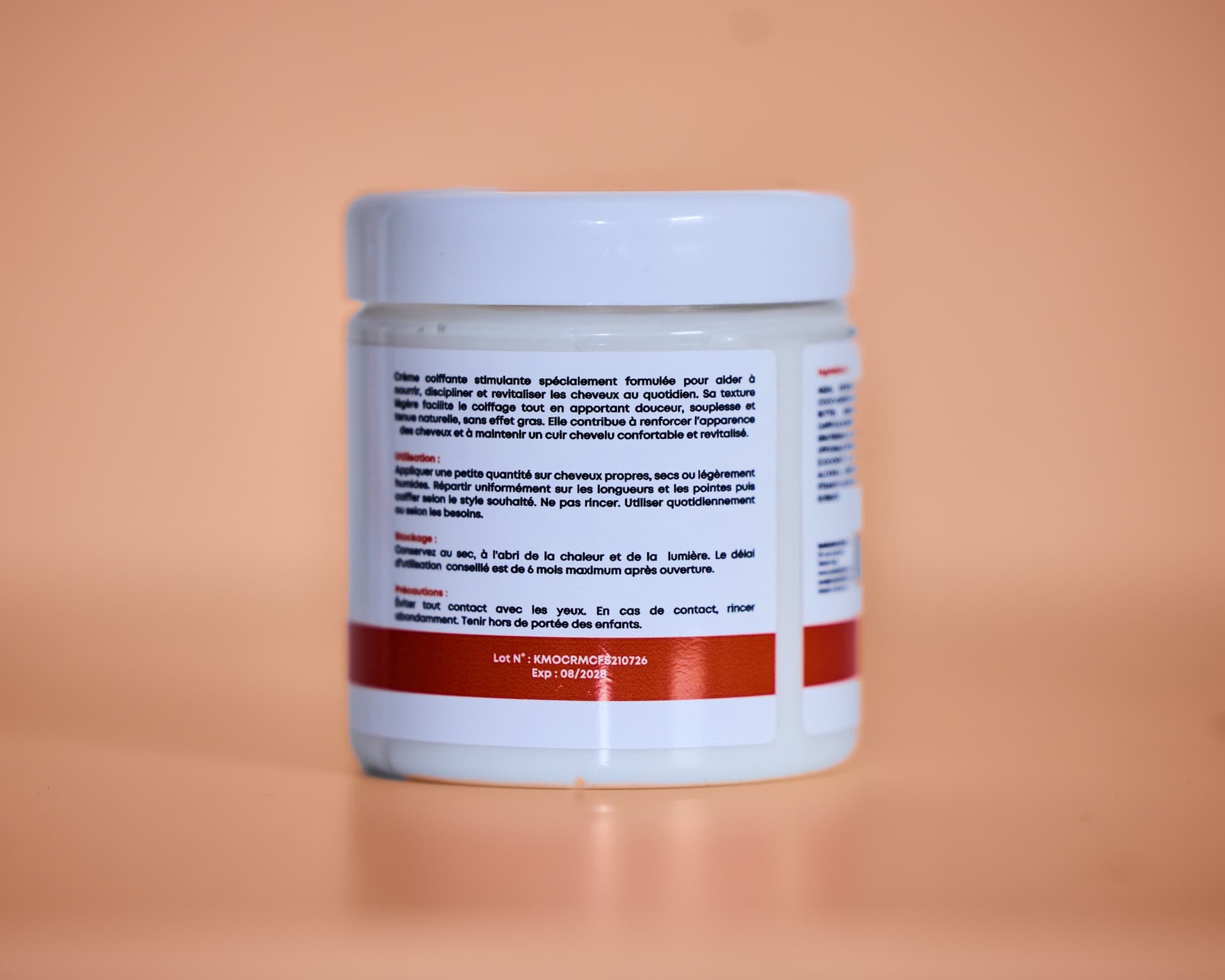 Dos du pot de Crème Coiffante Stimulante By Sibyllete détaillant les conseils d'utilisation, la conservation et les précautions d'emploi.